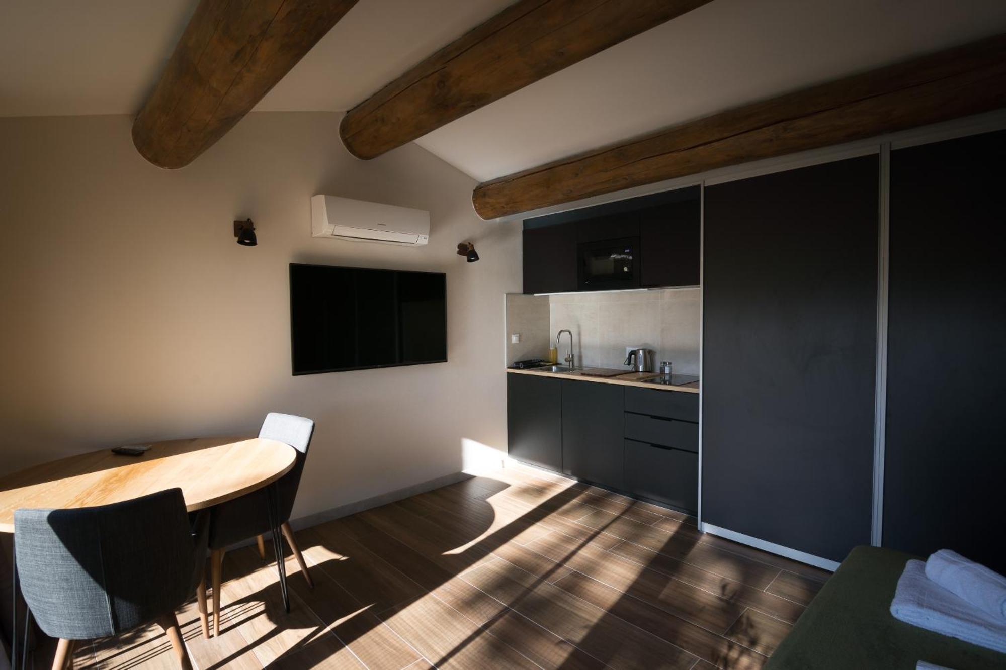 One-Bedroom Cottage